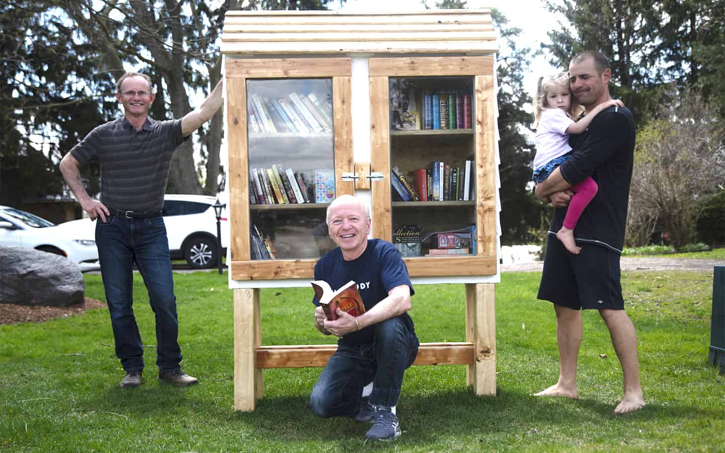 Neighbours see bigger as better when it comes to free “library”