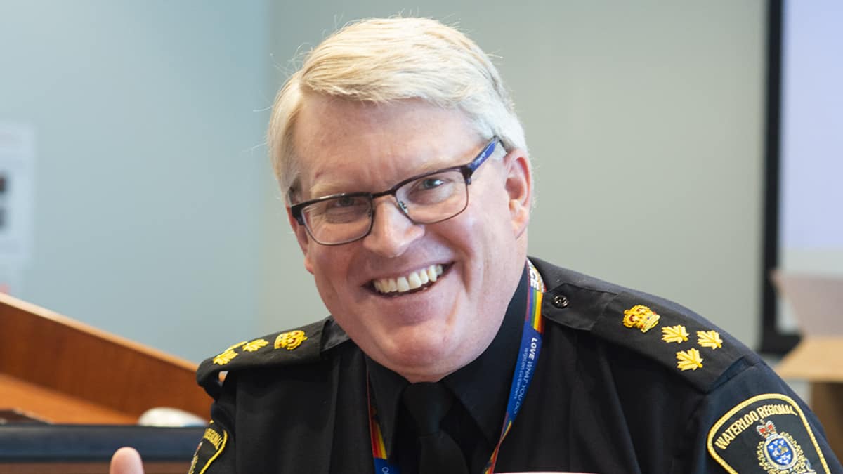                      Waterloo Regional Police chief announces retirement                             
                     