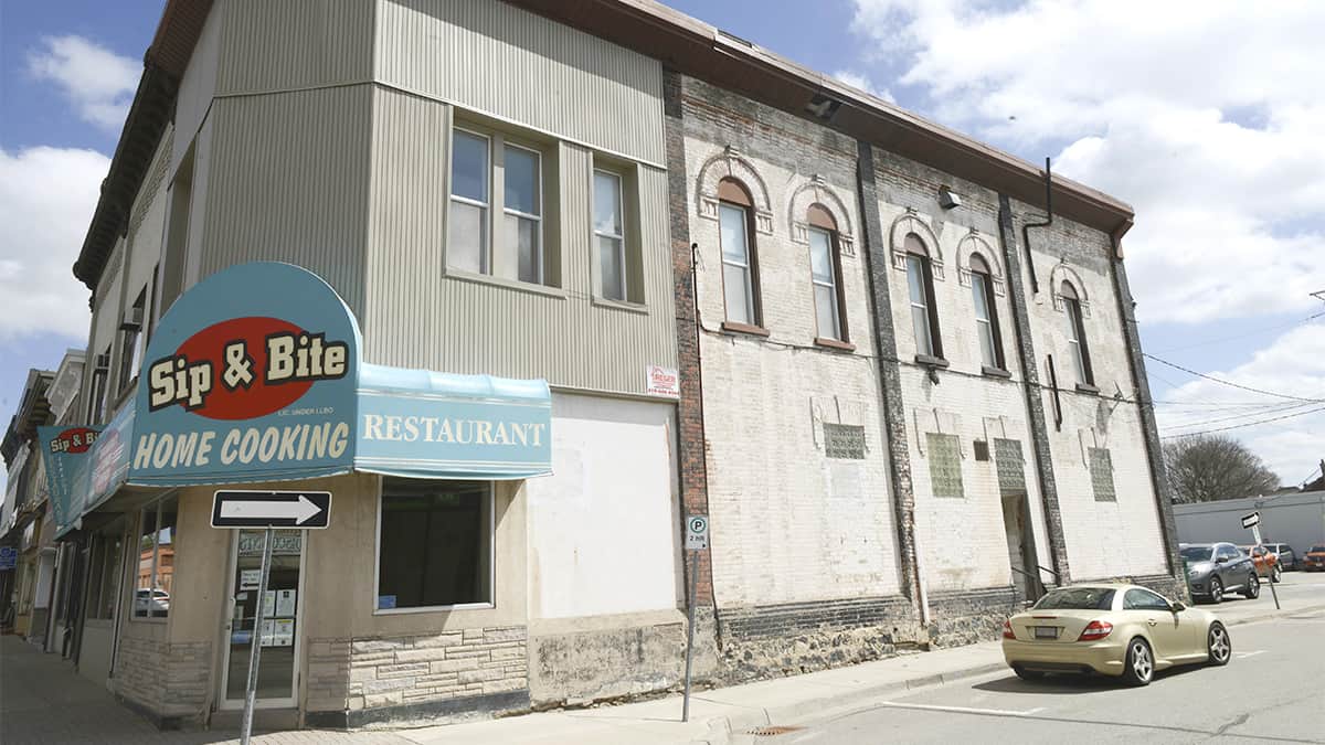 Council approves plans to reinstate Mill St. patio in Elmira
